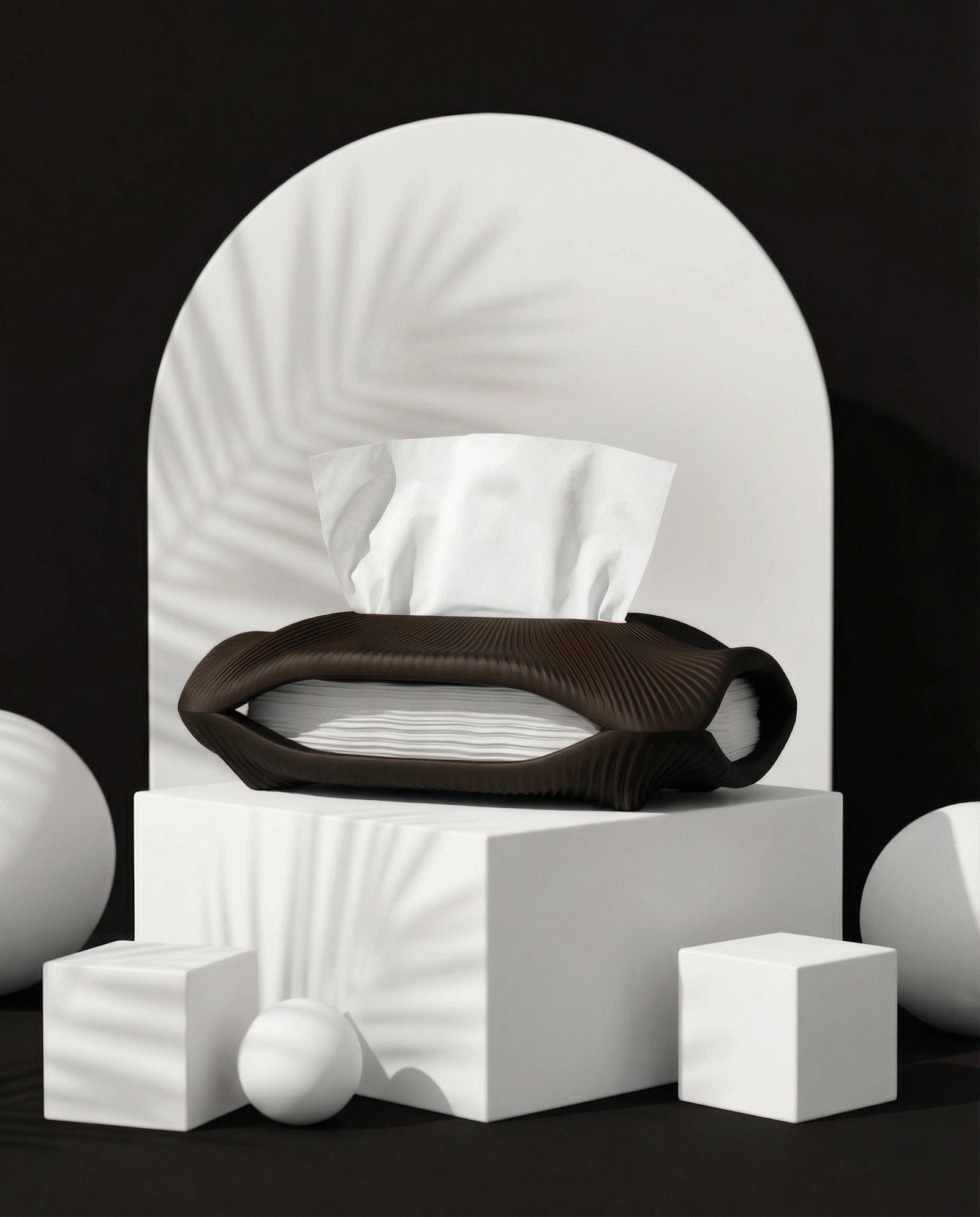 STRIA sculptural tissue holder in navy with ribbed texture – AMINI